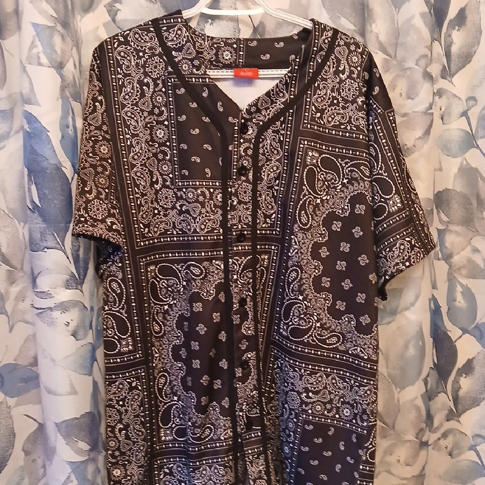 Elegant Black Paisley Button Down Shirt